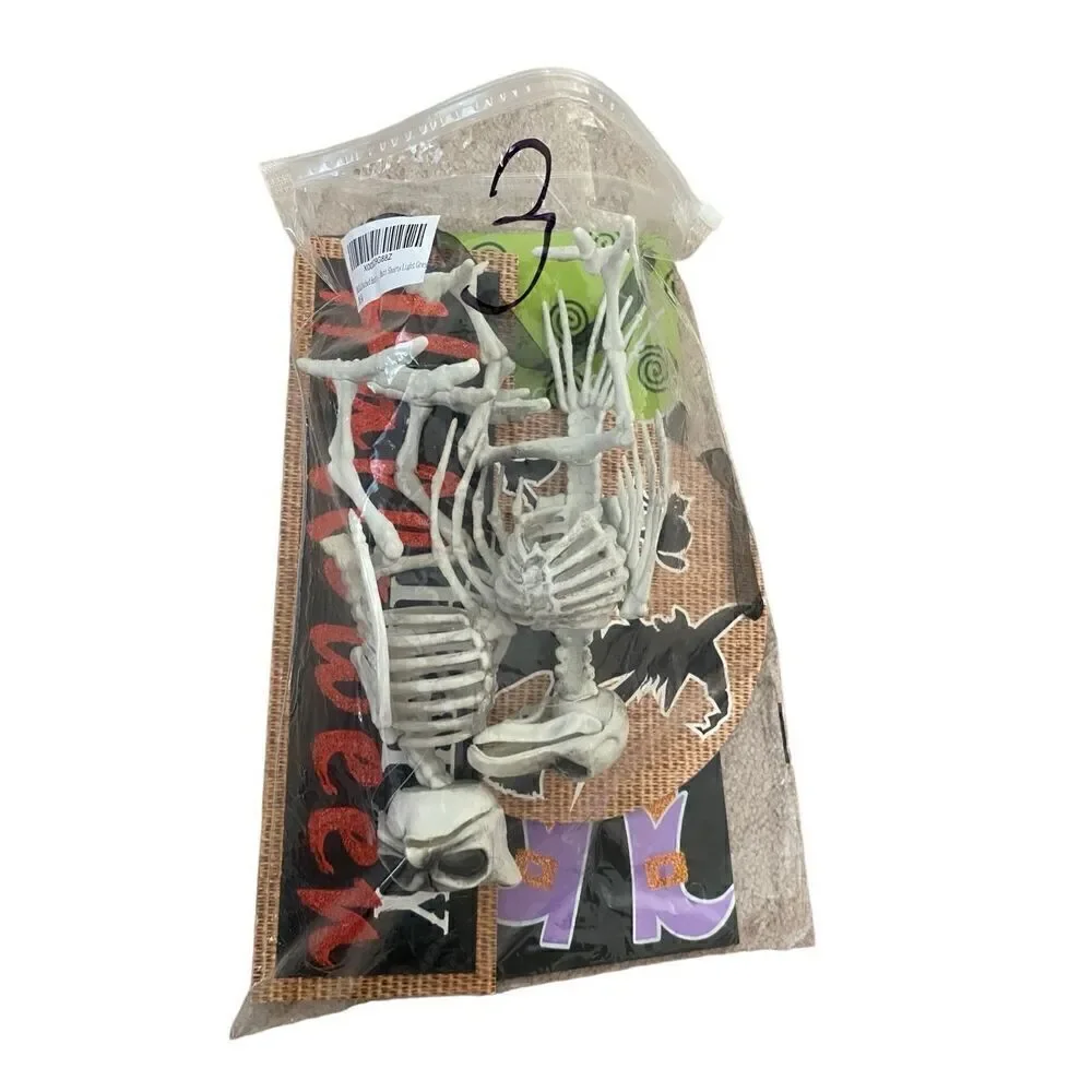 4 Pc Halloween Decorations Hanging Wall Signs Skeletons Spooky